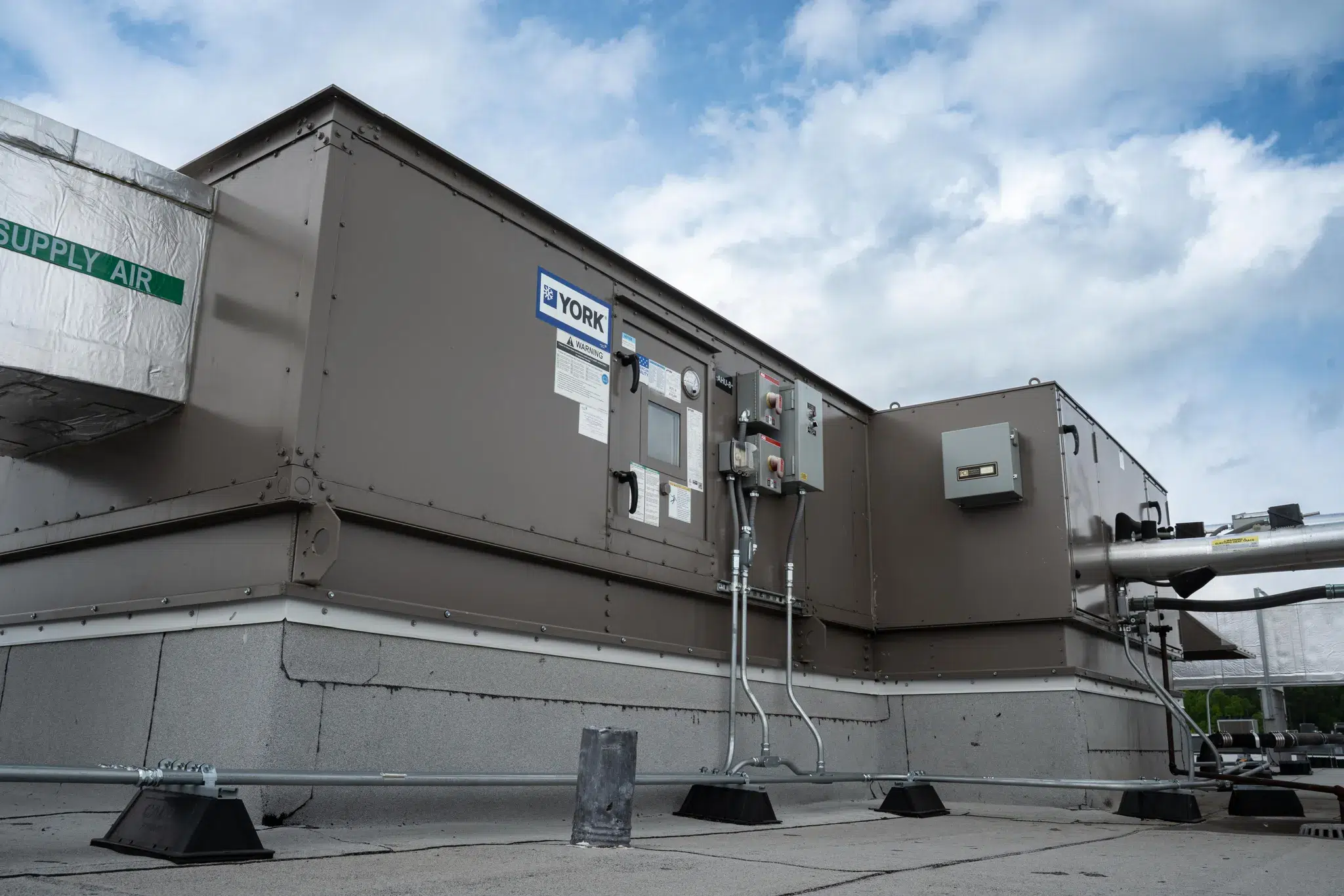 Guide to Hospital HVAC Systems: What Facility Leaders Need to Know